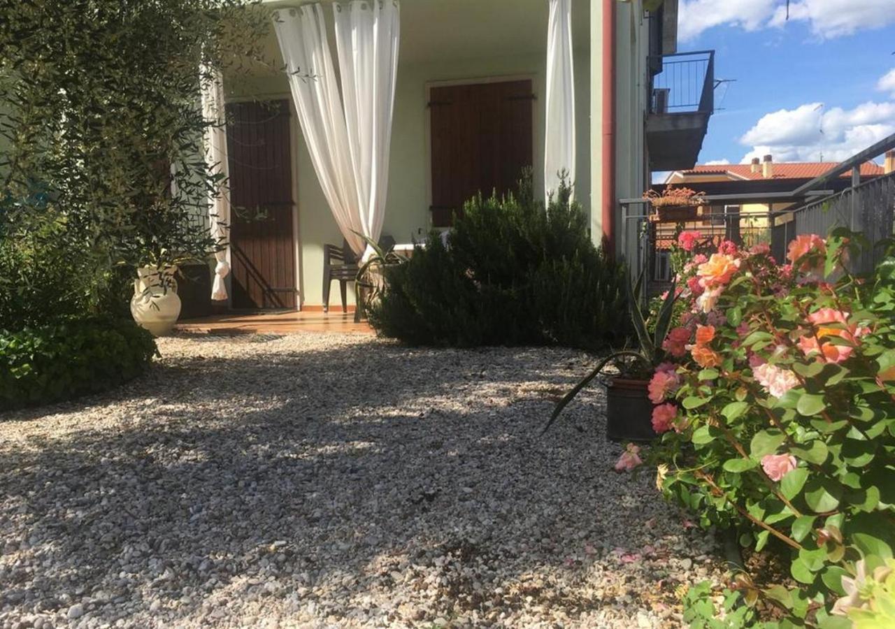 Appartamento Sofia Lazise Exteriér fotografie